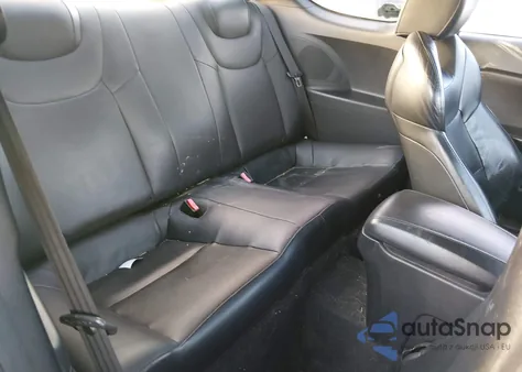 2010 Hyundai Genesis 3.8 Track z USA, uszkodzony, nr VIN KMHHU6KH2AU006952